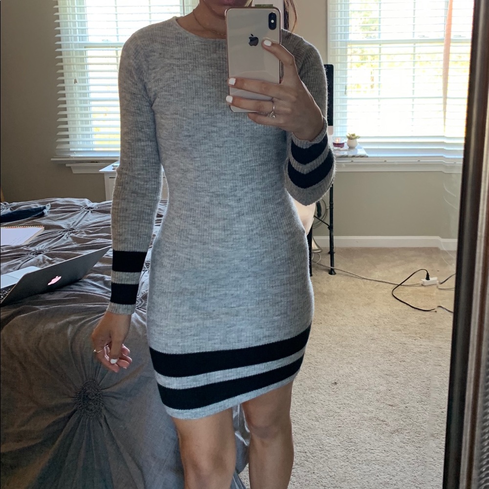 Long sleeve grey & black dress
